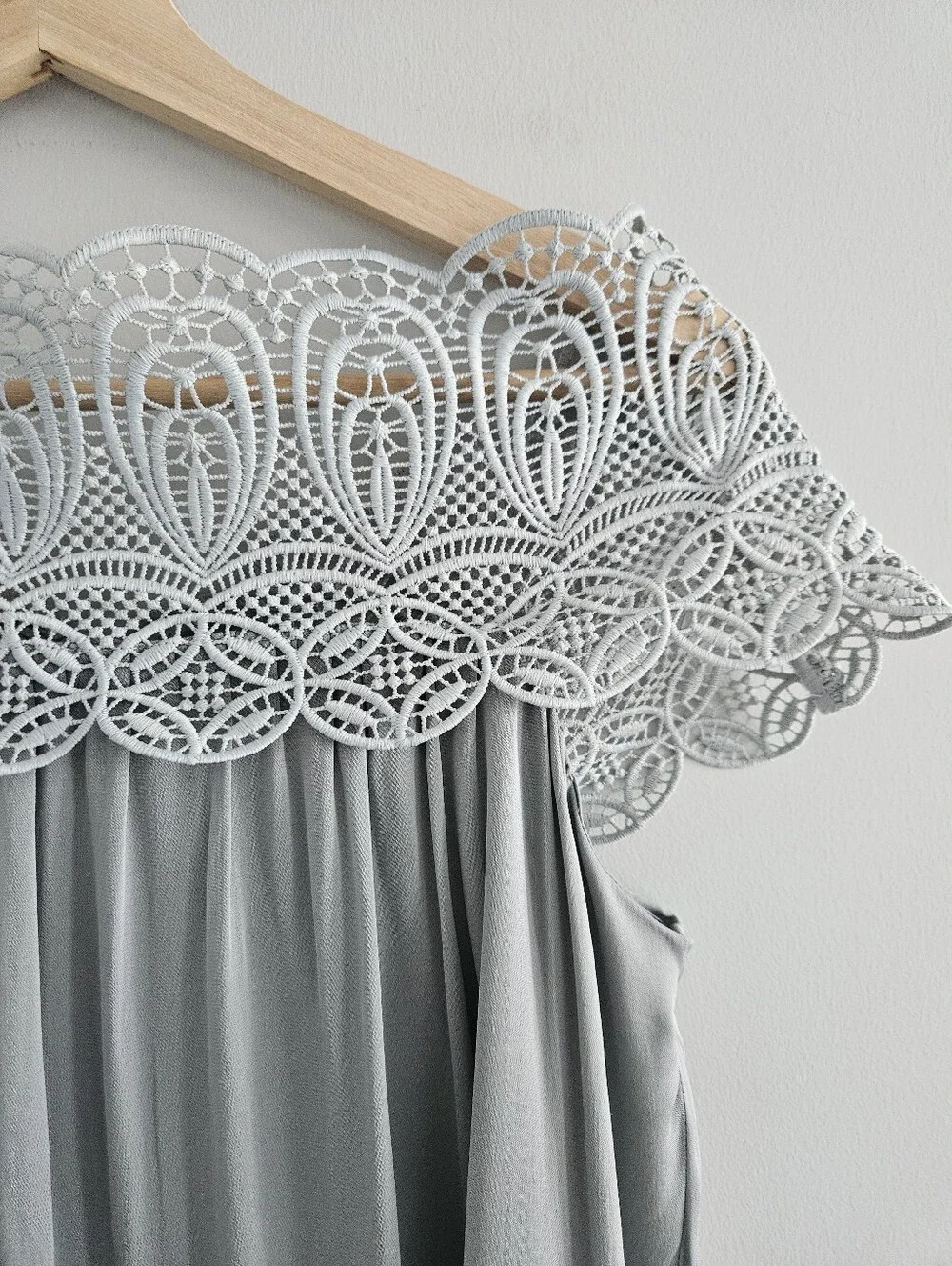 Self Portrait Silk Blend Lace Bardot Dress Women’s Size 6 Off Shoulder Romantic - Picture 8 of 15